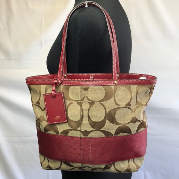 Coach Handbags - Coach Tote Bag